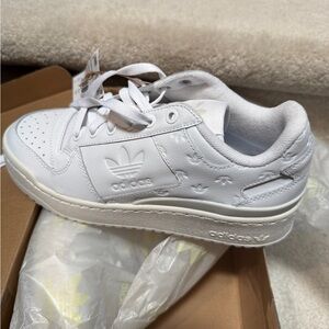 Adidas Forum Bold W HQ1982 White Leather Sneakers